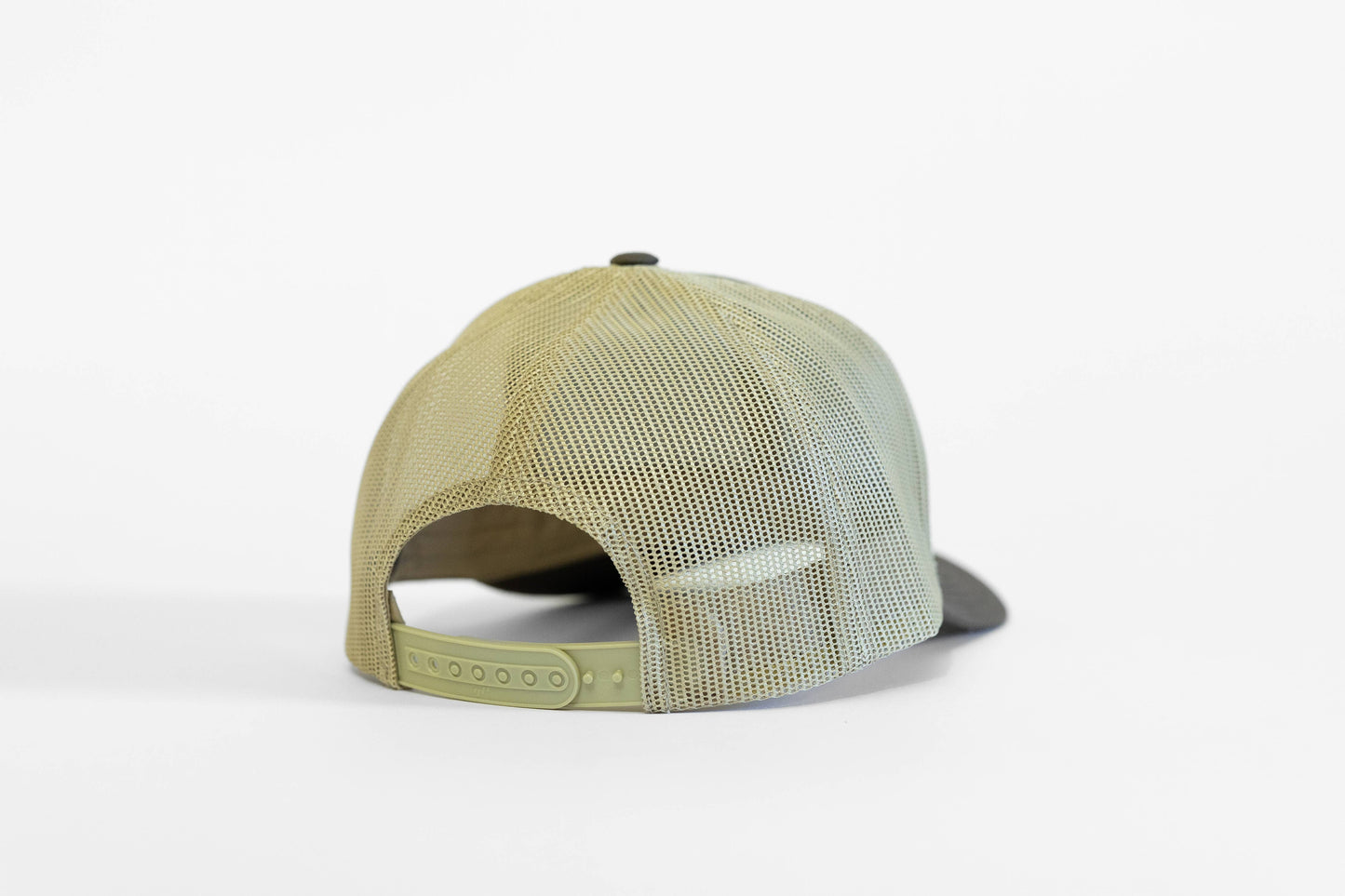 Bigfoot Crossing Vintage Style Trucker Hat - SnapBack Cap : Moss/Khaki